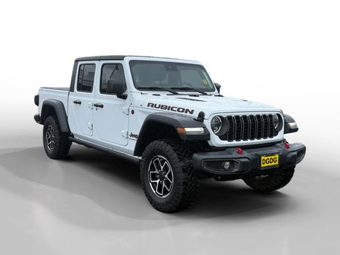 Used 2024 Jeep Gladiator Rubicon w/ Convenience Group image 7