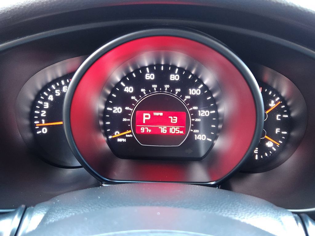 Used 2016 Kia Soul + w/ Designer's Package FWD image 15