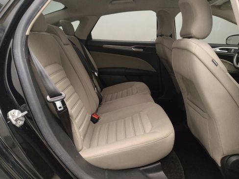 Used 2018 Ford Fusion S image 19