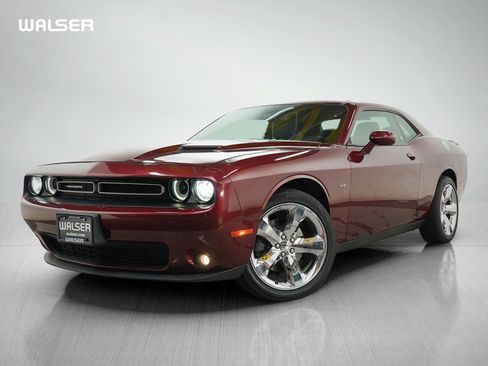 Used 2018 Dodge Challenger GT w/ GT Interior Package AWD/4WD image 1