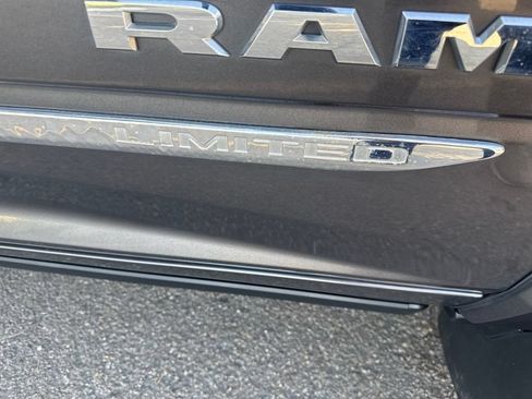 Used 2022 RAM 2500 Limited AWD/4WD image 9