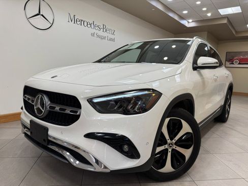 Certified 2025 Mercedes-Benz GLA 250 image 1