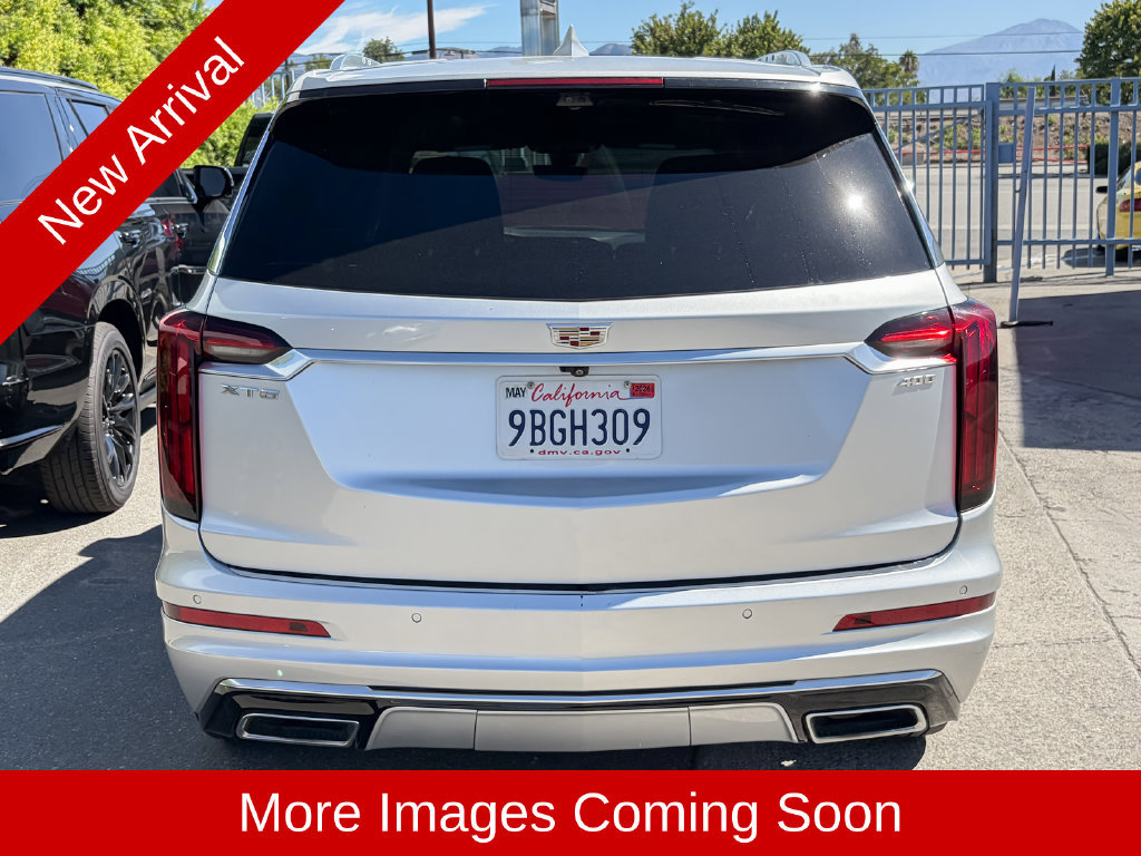 Used 2020 Cadillac XT6 Premium Luxury w/ Platinum Package AWD/4WD image 4