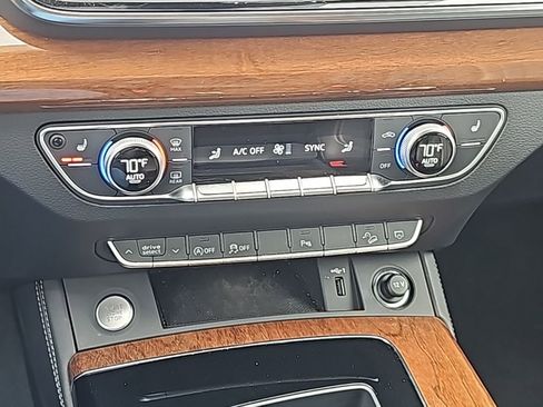 Certified 2023 Audi Q5 2.0T Premium Plus w/ Premium Plus Package image 6