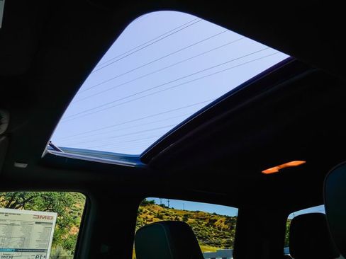 New 2026 GMC Canyon Denali image 15