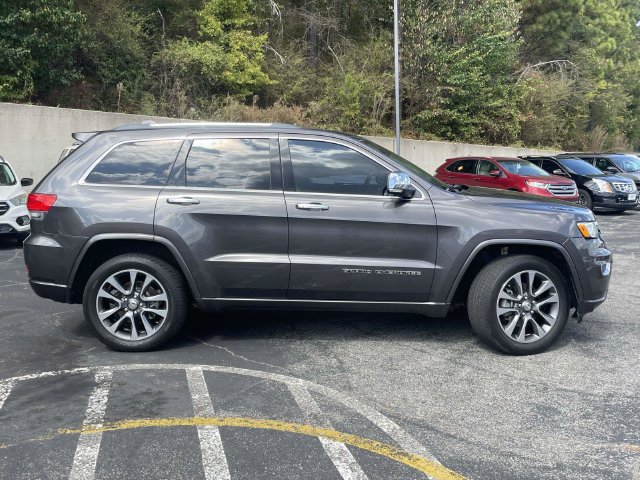 Used 2017 Jeep Grand Cherokee Overland AWD/4WD image 2