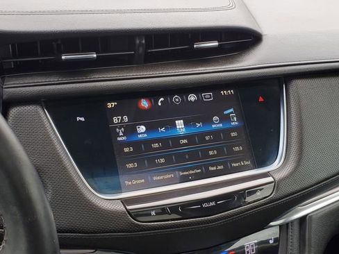 Used 2017 Cadillac XT5 Luxury w/ Driver Awareness Package image 20