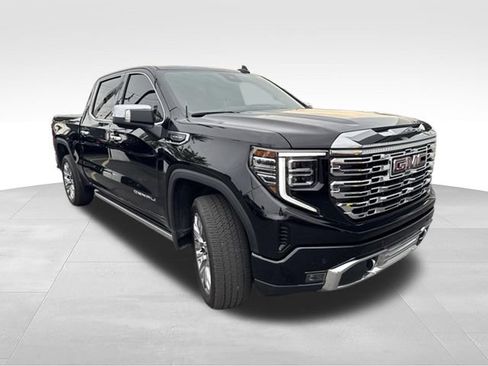 Used 2025 GMC Sierra 1500 Denali w/ Denali Reserve Package AWD/4WD image 7
