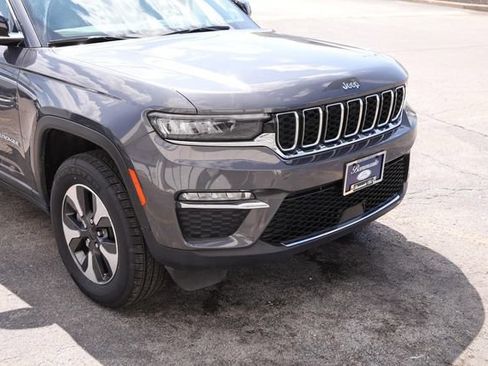 Used 2024 Jeep Grand Cherokee Limited 4xe AWD/4WD image 2