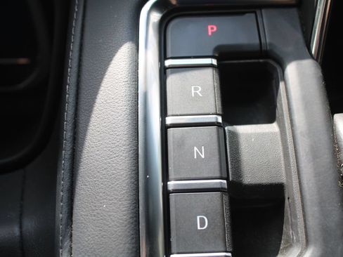 Used 2022 Chevrolet Tahoe LT w/ LT Signature Package RWD image 41