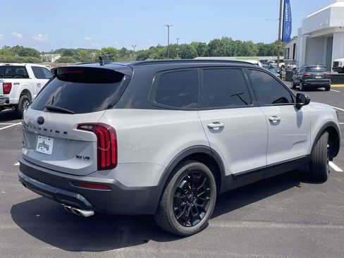 Used 2021 Kia Telluride EX w/ EX Premium Package AWD/4WD image 3