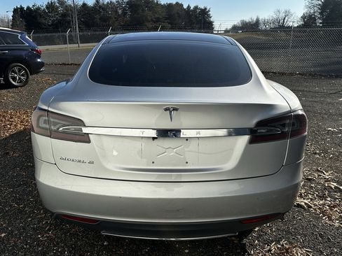 Used 2014 Tesla Model S 60 image 5