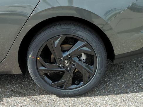 New 2026 Hyundai Elantra Sport FWD image 14