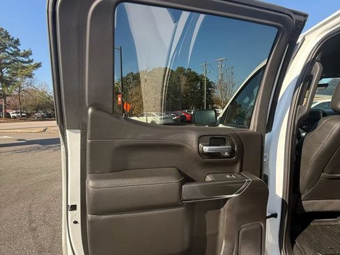 Used 2019 GMC Sierra 1500 AT4 w/ AT4 Premium Package AWD/4WD image 16