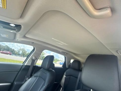 Used 2023 Kia Sportage SX FWD image 15