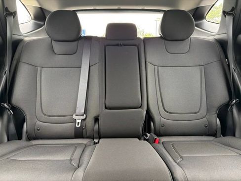 Certified 2025 Hyundai Tucson SE FWD image 29