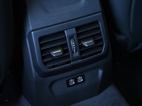 New 2026 BMW 228i xDrive AWD/4WD image 31