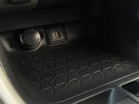 Certified 2023 Toyota RAV4 LE FWD image 31