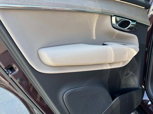 Certified 2025 Volvo XC90 B5 Core w/ Climate Package image 12