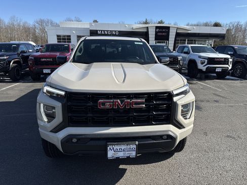 New 2026 GMC Canyon Elevation w/ Convenience Package image 9