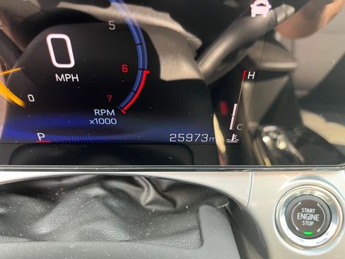 Used 2025 Chevrolet Trax LT image 9