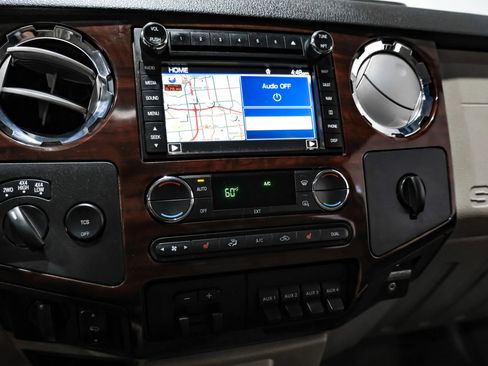 Used 2010 Ford F250 Lariat AWD/4WD image 21
