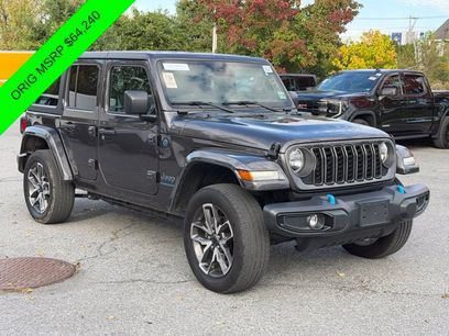 Used 2024 Jeep Wrangler Unlimited w/ Convenience Group