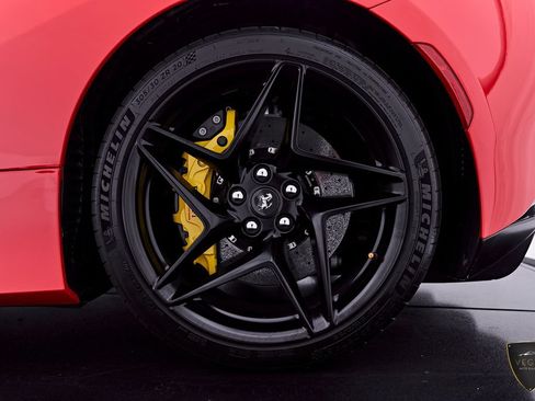 Used 2022 Ferrari F8 Tributo RWD image 32