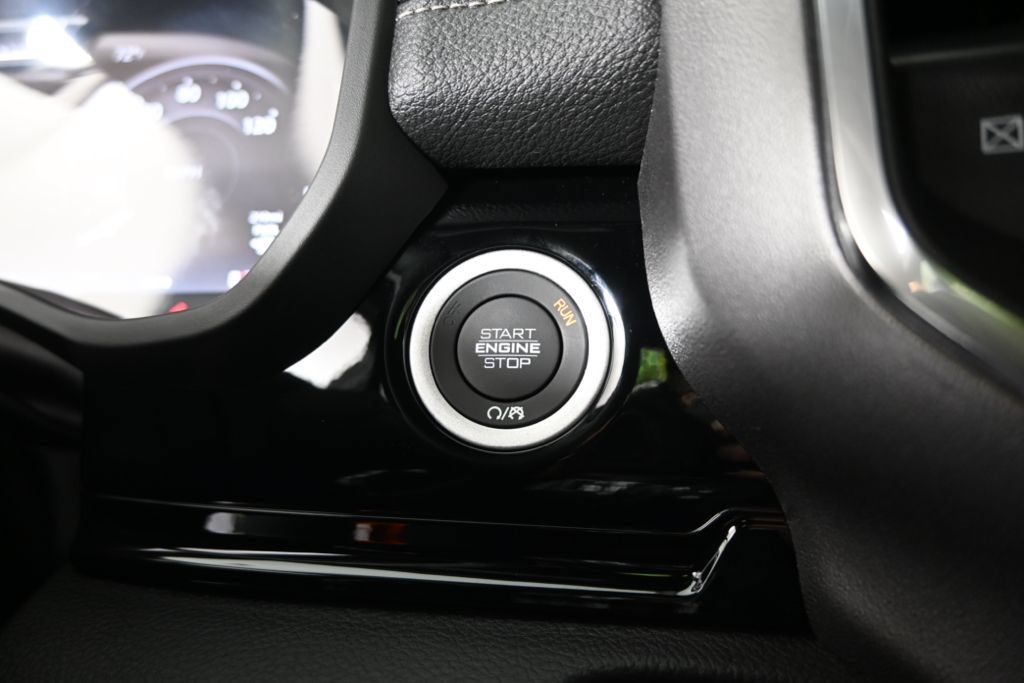 Used 2026 RAM 1500 Laramie w/ Night Edition AWD/4WD image 33