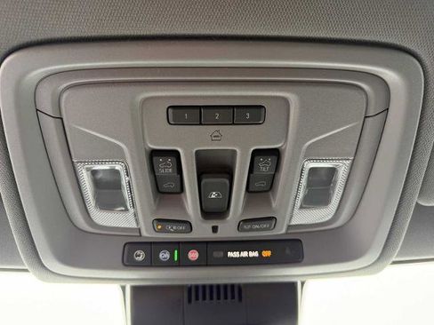 New 2026 GMC Sierra 1500 SLT w/ SLT Premium Plus Package image 17