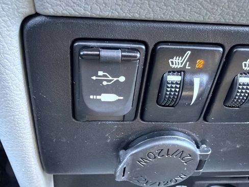 Used 2015 Toyota Sienna XLE Premium image 68