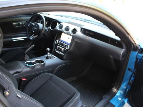 Used 2022 Ford Mustang GT w/ Equipment Group 301A RWD image 11