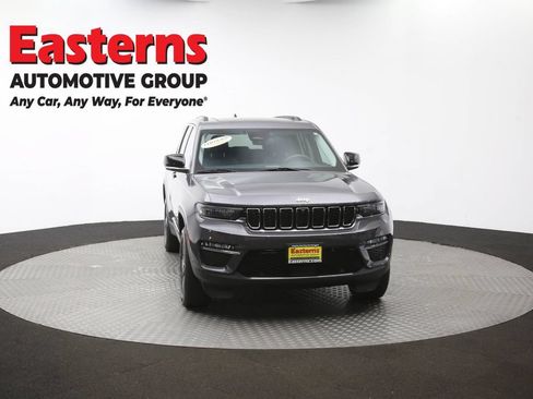 Used 2022 Jeep Grand Cherokee Limited 4xe w/ Luxury Tech Group II AWD/4WD image 56