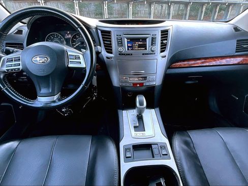 Used 2012 Subaru Outback 2.5i Limited w/ Moonroof Pkg image 13