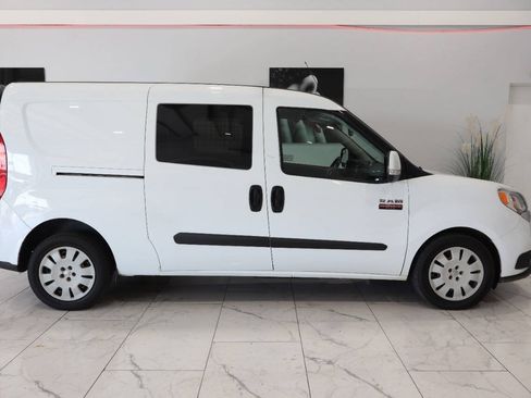 Used 2019 RAM ProMaster City Tradesman SLT FWD image 2