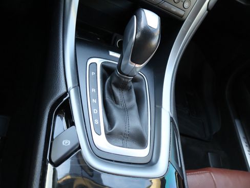 Used 2016 Ford Fusion Titanium w/ Terracotta Package image 30