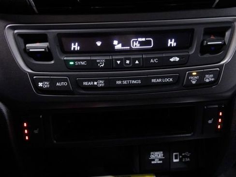 Certified 2022 Honda Pilot Special Edition image 34