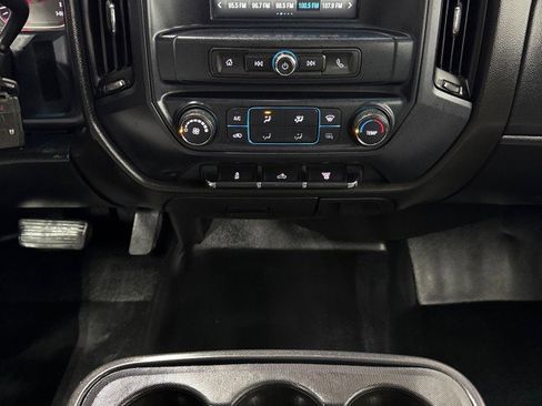 Used 2018 Chevrolet Silverado 2500 W/T w/ WT Fleet Convenience Package AWD/4WD image 20