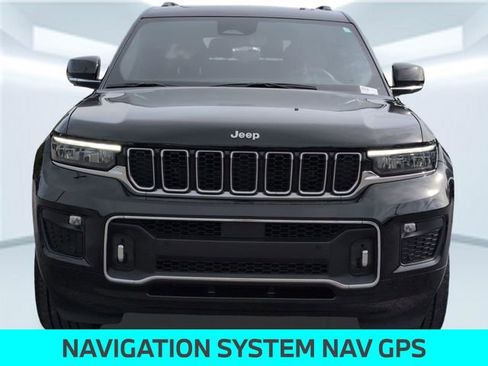 Used 2025 Jeep Grand Cherokee L Overland w/ Luxury Tech Group IV AWD/4WD image 10