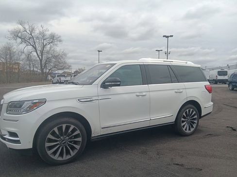 Used 2020 Lincoln Navigator Reserve image 6