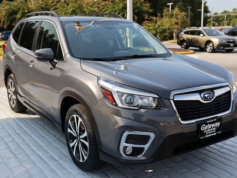 Used 2020 Subaru Forester Limited image 7