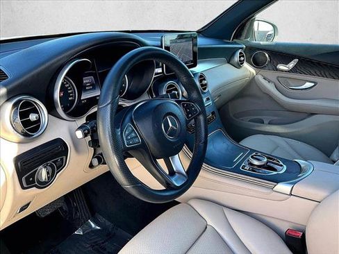 Used 2018 Mercedes-Benz GLC 300 image 14