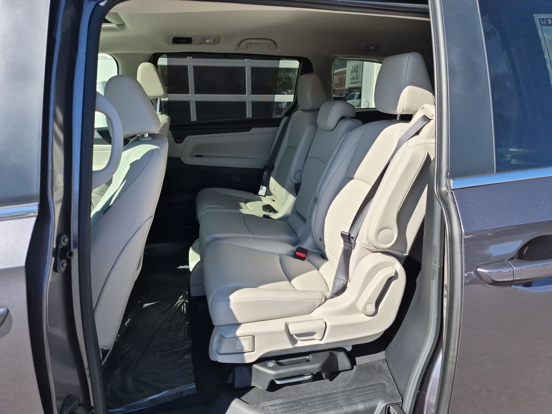 New 2027 Honda Odyssey EX-L image 15