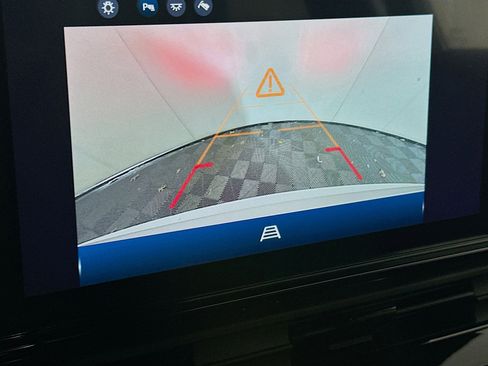 Used 2025 Honda Prologue EX image 23