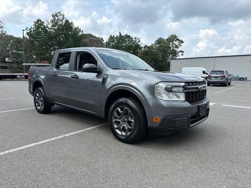 Used 2024 Ford Maverick XLT FWD image 4