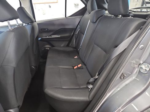 Used 2023 Nissan Kicks S image 11