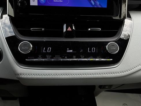 Used 2023 Toyota Corolla XSE FWD image 32
