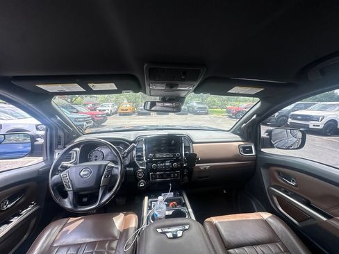 Used 2020 Nissan Titan Platinum Reserve w/ Protection Package 2 AWD/4WD image 5