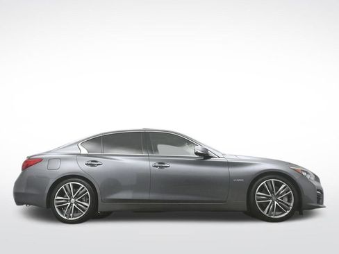 Used 2015 INFINITI Q50 Sport w/ Deluxe Technology Package image 40