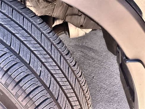 Certified 2025 Honda HR-V LX image 23